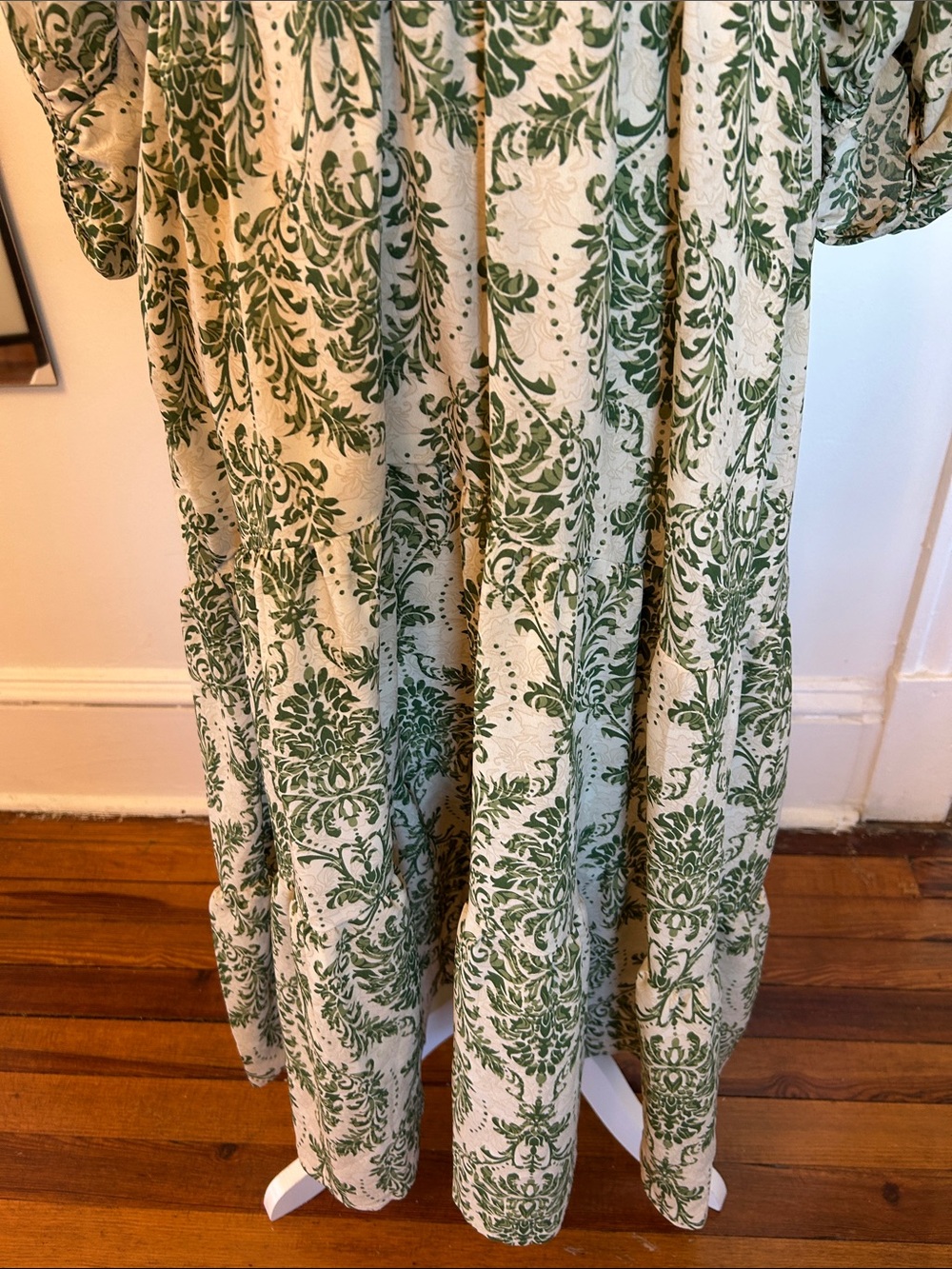 Green Damask Print Maxi Dress for Women - Picture 6 of 16